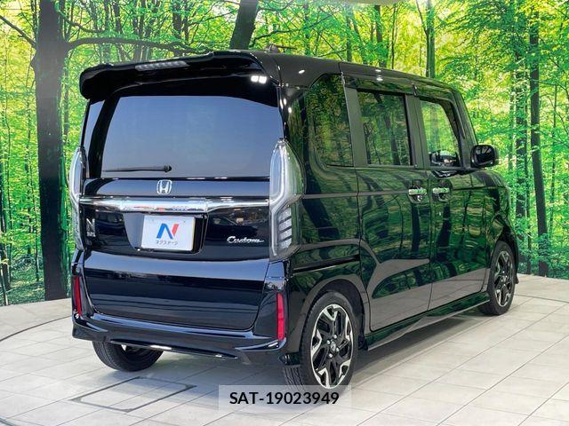 Honda N BOX CUSTOM 2018-11 7021036-16
