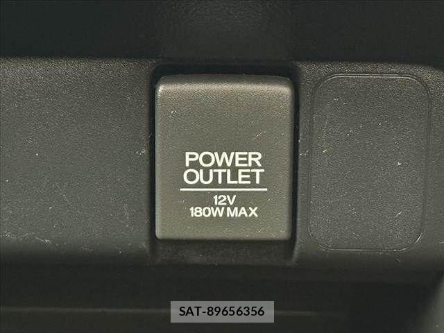 Honda N BOX CUSTOM 2015-09 7021052-24