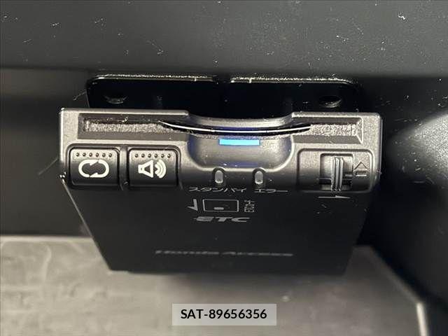 Honda N BOX CUSTOM 2015-09 7021052-25