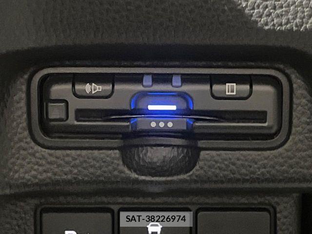 Honda N BOX CUSTOM 2022-12 7021035-6