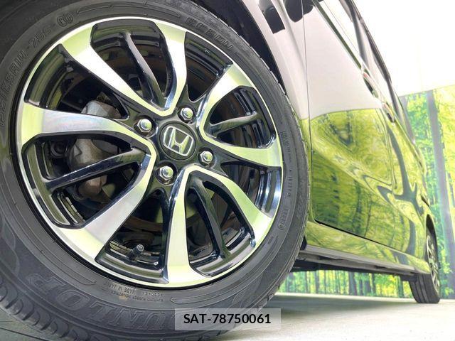 Honda N BOX CUSTOM 2019-05 7021039-12