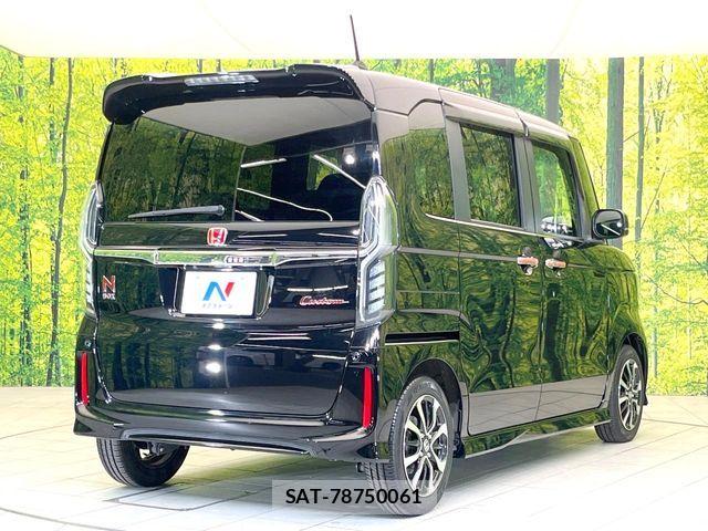 Honda N BOX CUSTOM 2019-05 7021039-16