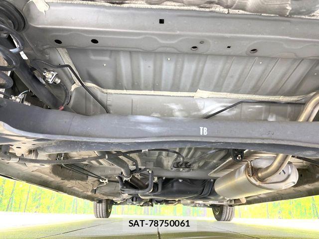 Honda N BOX CUSTOM 2019-05 7021039-18