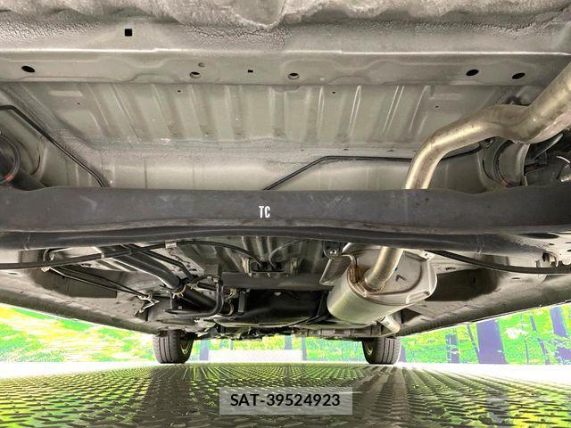 Honda N BOX CUSTOM 2018-02 7021038-18