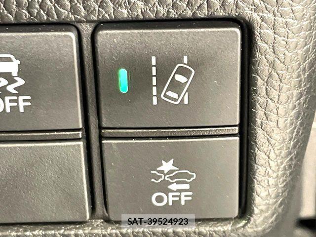 Honda N BOX CUSTOM 2018-02 7021038-8
