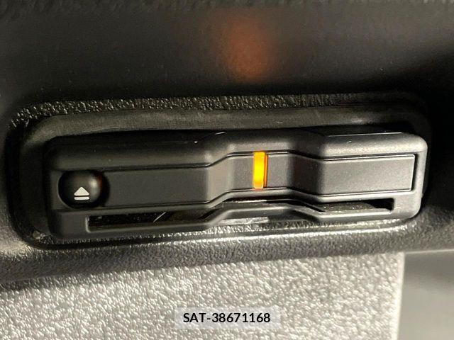 Honda N BOX CUSTOM 2024-01 7021031-8