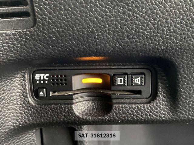 Honda N BOX CUSTOM 2018-01 7021044-19