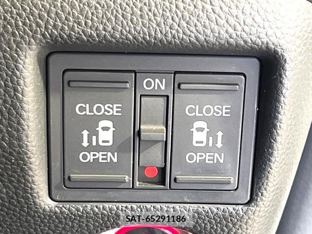 Honda N BOX CUSTOM 2017-09 7059893-2