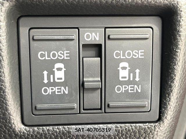 Honda N BOX CUSTOM 2021-05 7059897-4