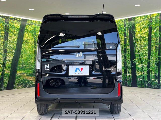 Honda N BOX CUSTOM 2024-06 7059883-14