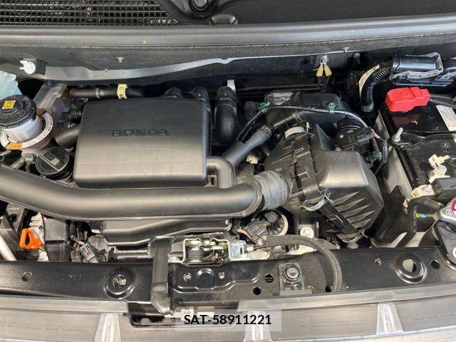 Honda N BOX CUSTOM 2024-06 7059883-17