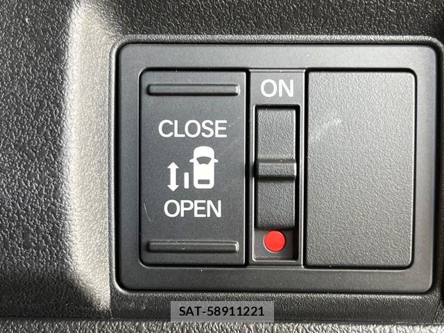 Honda N BOX CUSTOM 2024-06 7059883-5