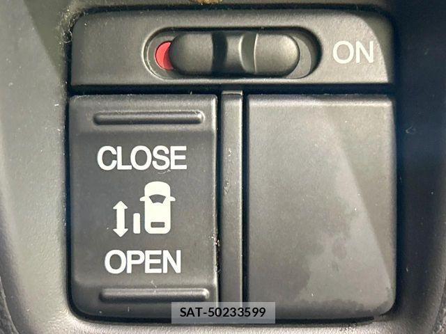 Honda N BOX CUSTOM 2016-08 7059909-4