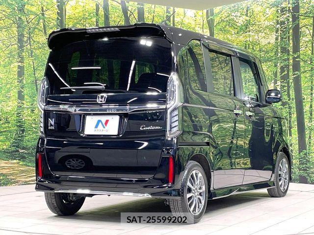 Honda N BOX CUSTOM 2023-10 7057197-16