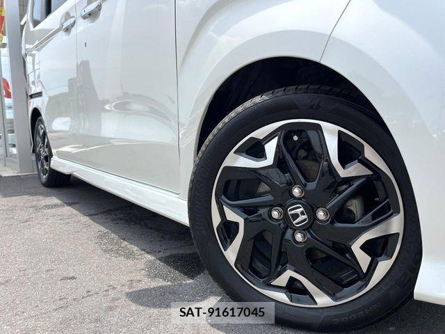 Honda N BOX CUSTOM 2018-02 7059905-10