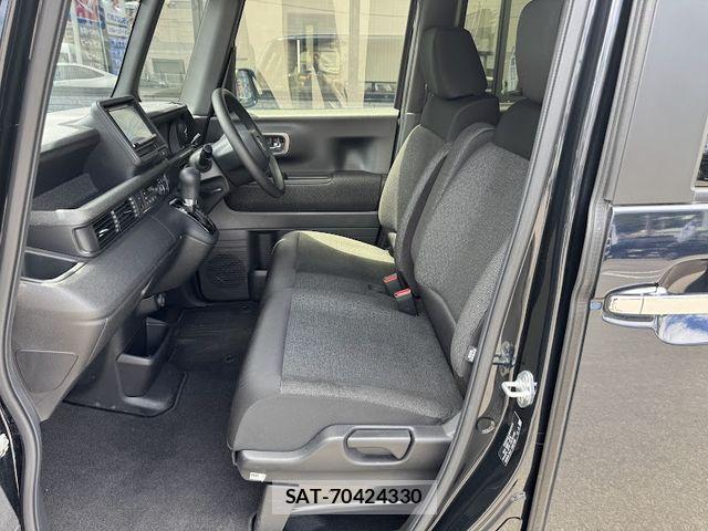 Honda N BOX CUSTOM 2024-05 7059892-9