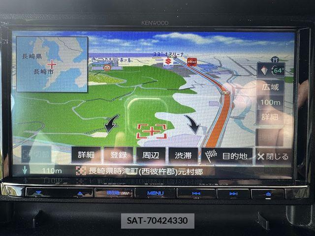 Honda N BOX CUSTOM 2024-05 7059892-15