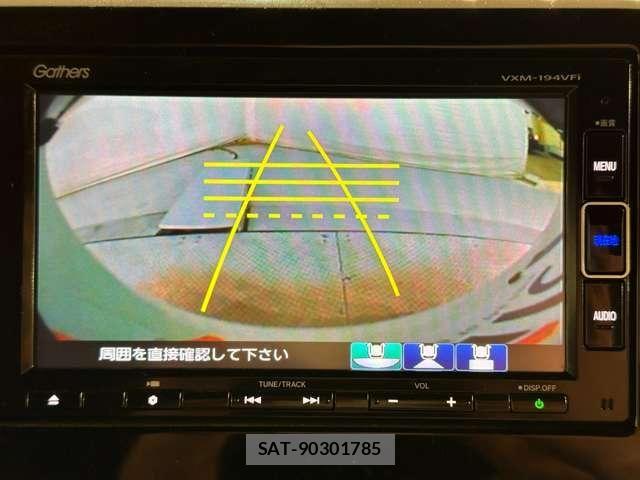 Honda N BOX CUSTOM 2019-04 7059891-21