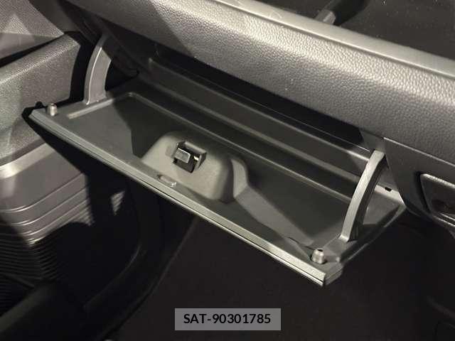 Honda N BOX CUSTOM 2019-04 7059891-25