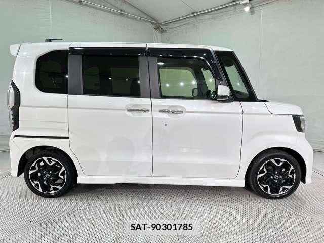 Honda N BOX CUSTOM 2019-04 7059891-3