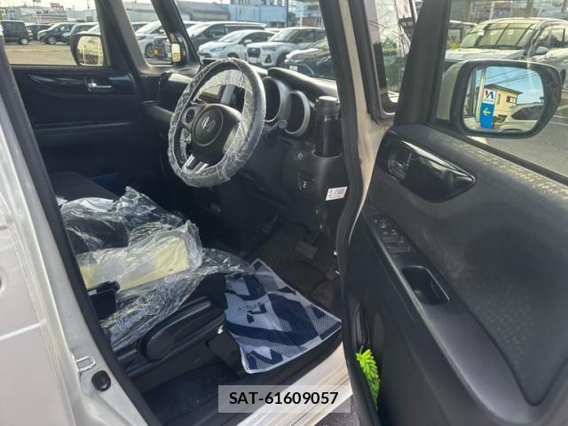 Honda N BOX CUSTOM 2017-06 7059912-12