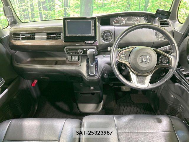 Honda N BOX CUSTOM 2018-08 7059889-1