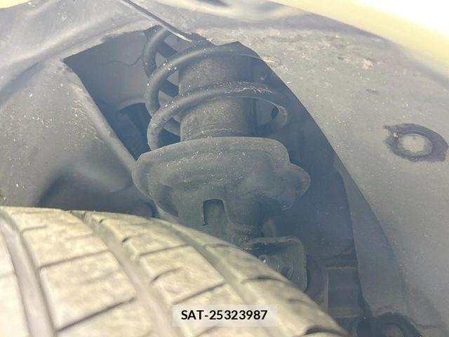 Honda N BOX CUSTOM 2018-08 7059889-19