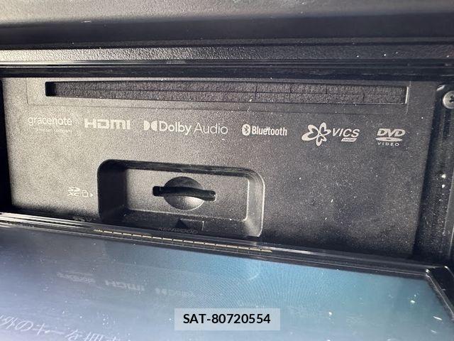 Honda N BOX CUSTOM 2024-05 7059887-16