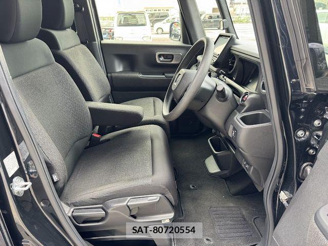 Honda N BOX CUSTOM 2024-05 7059887-8