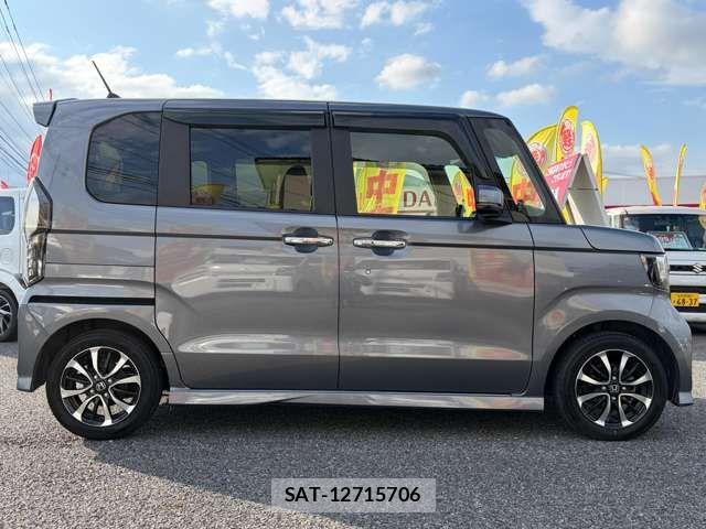 Honda N BOX CUSTOM 2019-10 7059501-4
