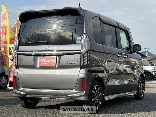 Honda N BOX CUSTOM 2019-10 7059501-6