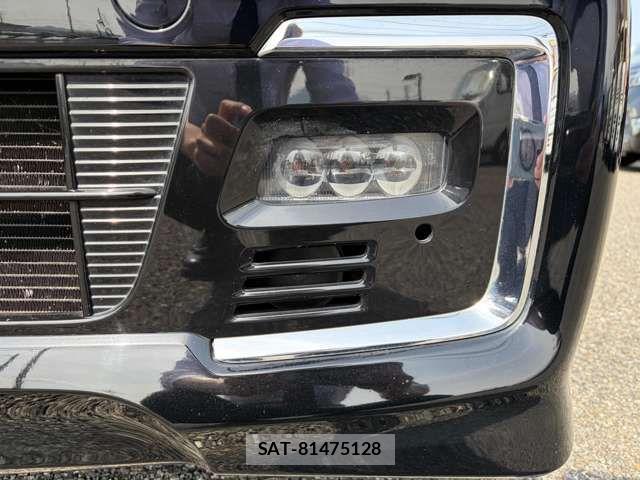 Honda N BOX CUSTOM 2022-04 7059888-10