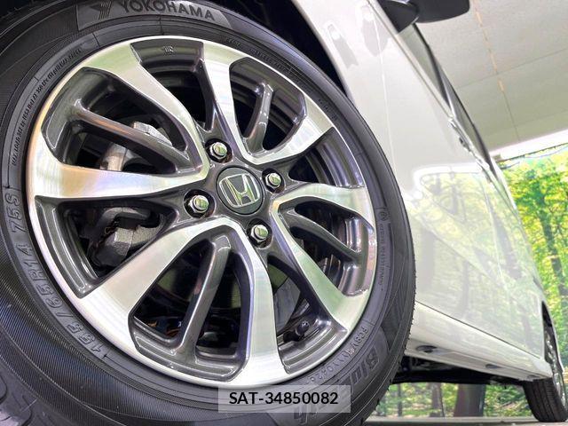 Honda N BOX CUSTOM 2026-04 7059875-12