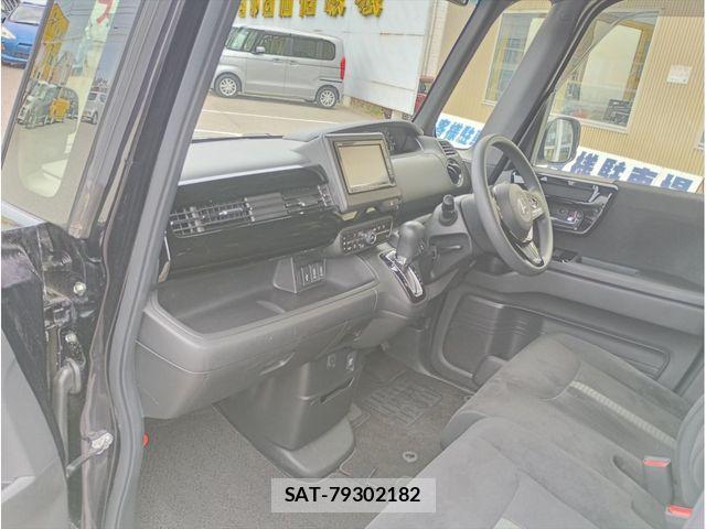 Honda N BOX CUSTOM 2022-05 7059896-11