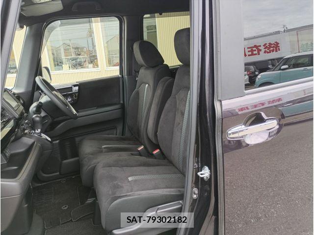 Honda N BOX CUSTOM 2022-05 7059896-12