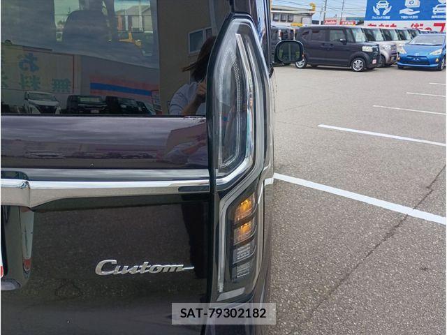 Honda N BOX CUSTOM 2022-05 7059896-6