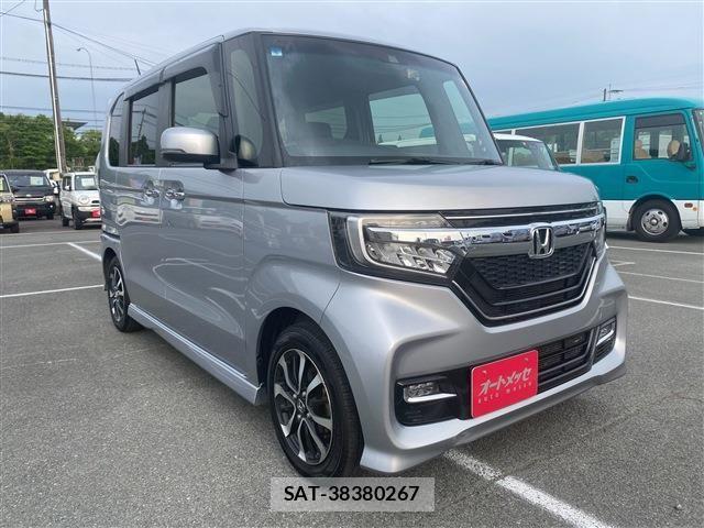 Honda N BOX CUSTOM 2019-05 7059894-3