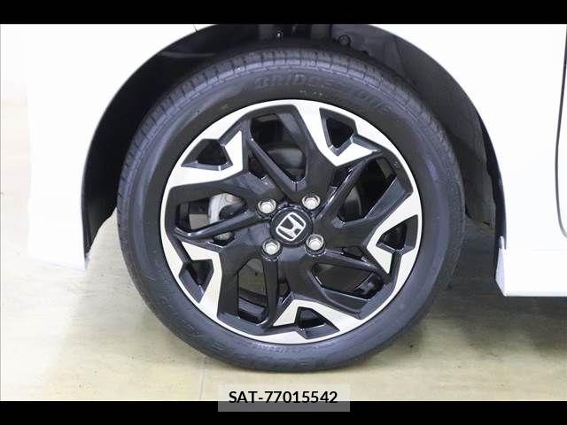 Honda N BOX CUSTOM 2020-10 7059886-23