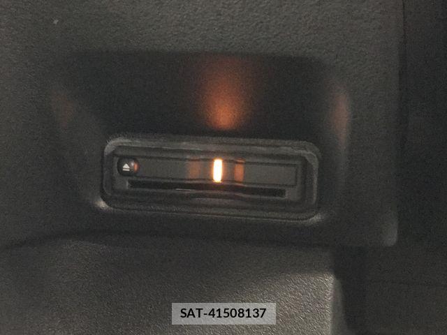 Honda N BOX CUSTOM 2024-08 7059867-24