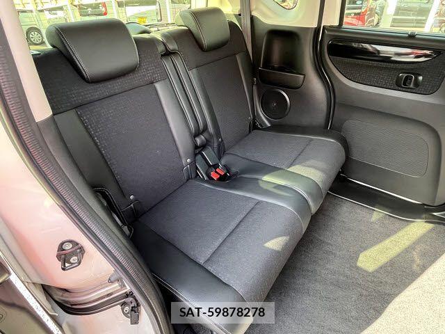 Honda N BOX CUSTOM 2016-03 7198706-9