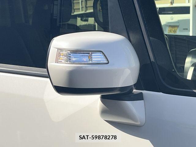 Honda N BOX CUSTOM 2016-03 7198706-24