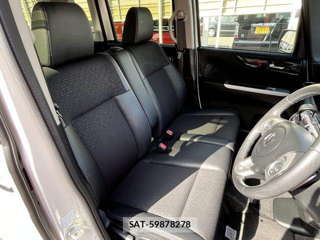 Honda N BOX CUSTOM 2016-03 7198706-3