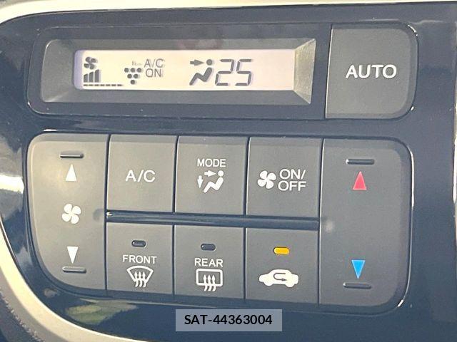 Honda N BOX CUSTOM 2016-08 7222568-4
