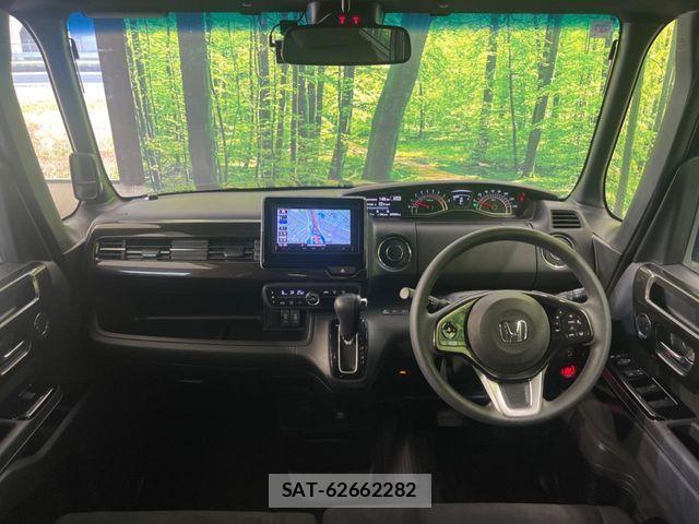 Honda N BOX CUSTOM 2018-01 7217308-1