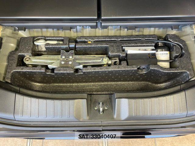 Honda N BOX CUSTOM 2017-09 7215862-18