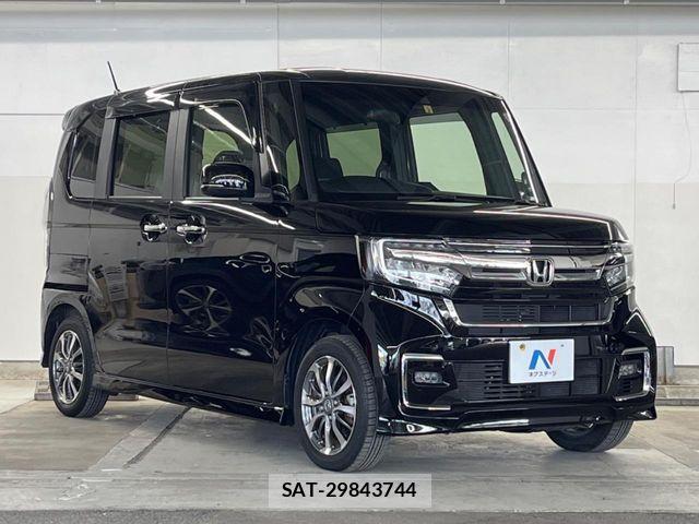 Honda N BOX CUSTOM 2023-02 7222663-15