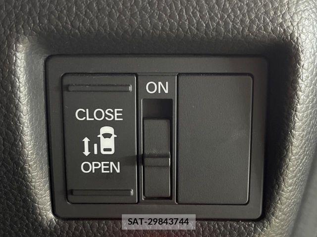 Honda N BOX CUSTOM 2023-02 7222663-4