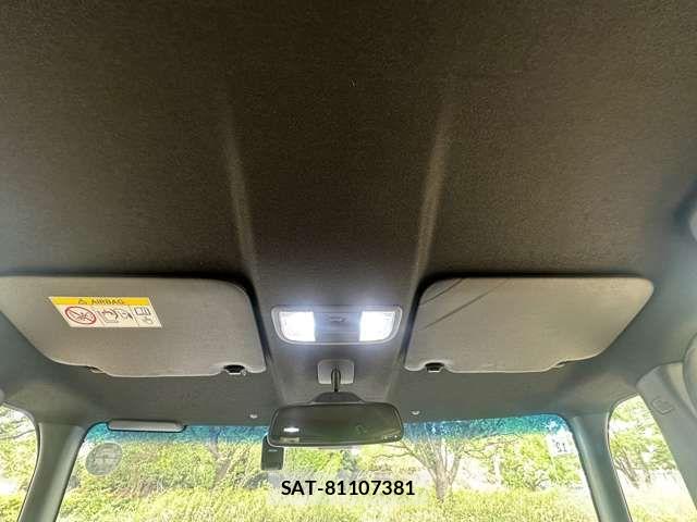 Honda N BOX CUSTOM 2017-12 7222582-11