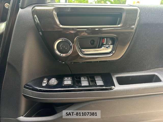 Honda N BOX CUSTOM 2017-12 7222582-14