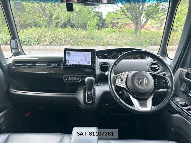 Honda N BOX CUSTOM 2017-12 7222582-1